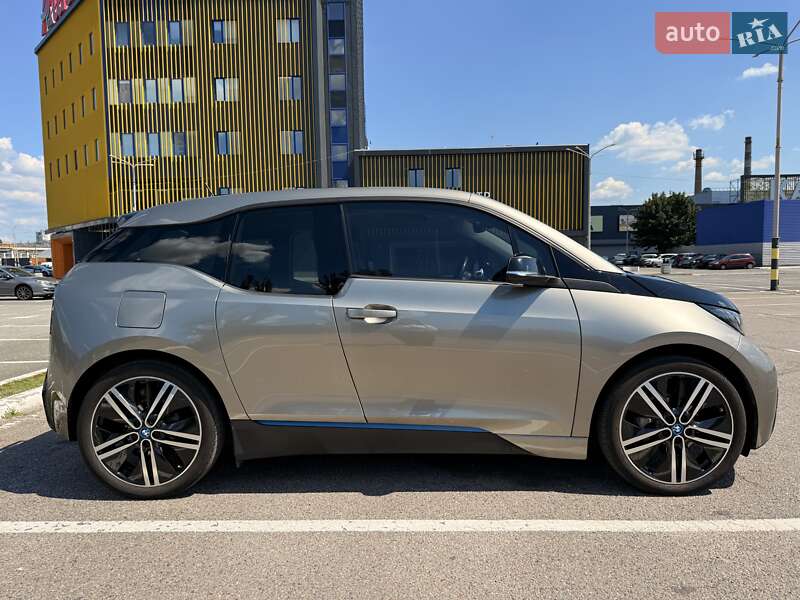 Хэтчбек BMW I3 2016 в Киеве