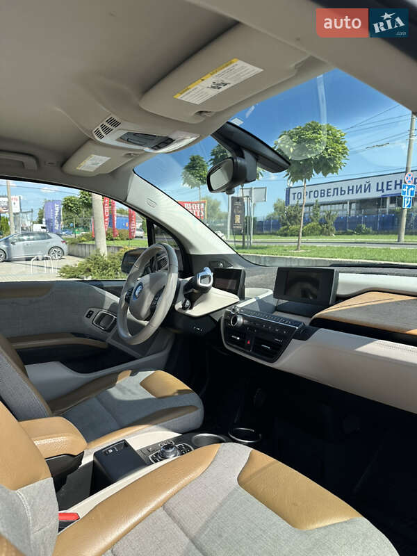 Хэтчбек BMW I3 2016 в Черновцах