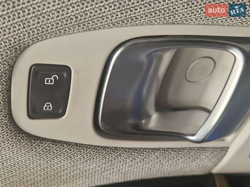 Хетчбек BMW I3 2015 в Кропивницькому фото 16 Хетчбек BMW I3 2015 в Кропивницькому