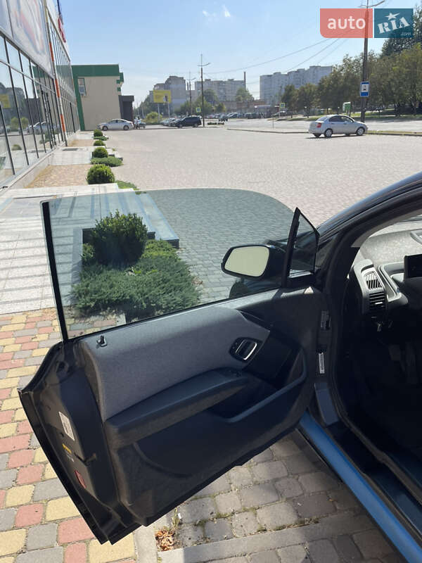 Хэтчбек BMW I3 2017 в Хмельницком