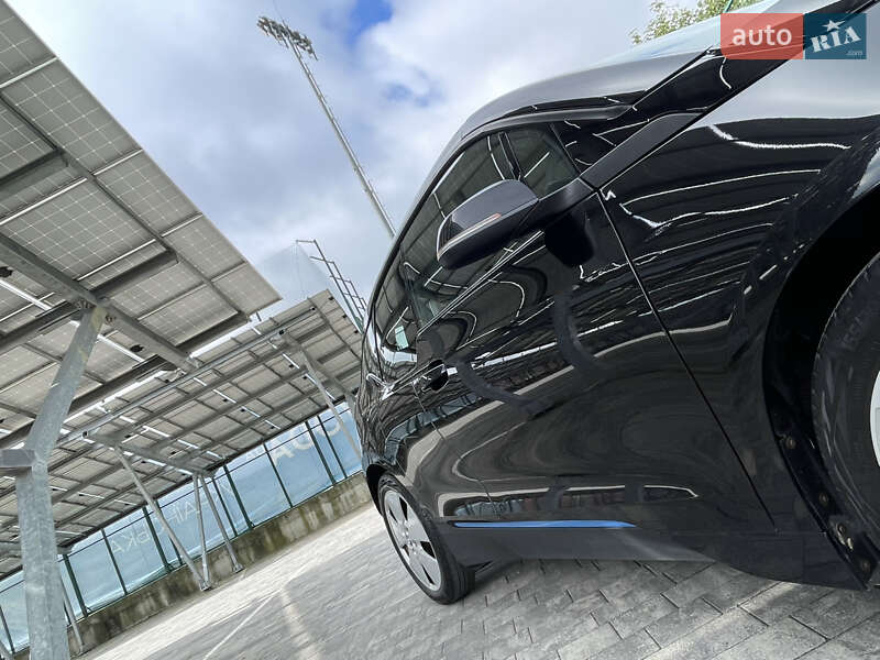 Хэтчбек BMW I3 2017 в Львове