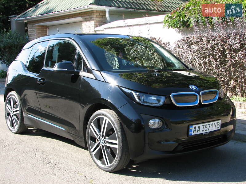 Хэтчбек BMW I3 2016 в 