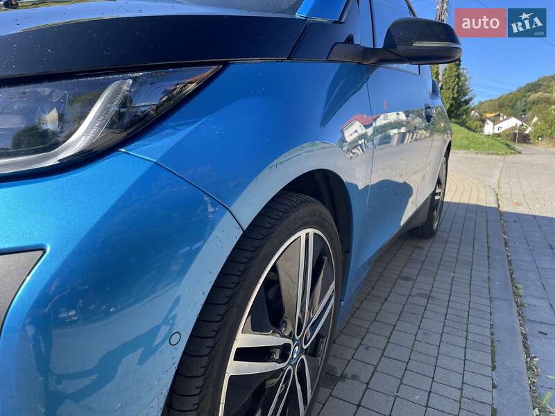 Хэтчбек BMW I3 2016 в Львове
