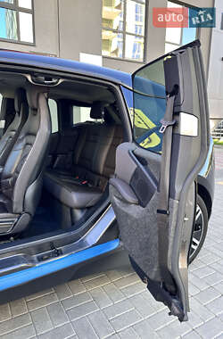 Хэтчбек BMW I3 2016 в 