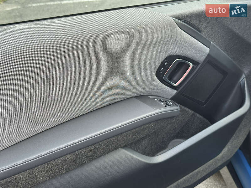 Хэтчбек BMW I3 2017 в Каменец-Подольском
