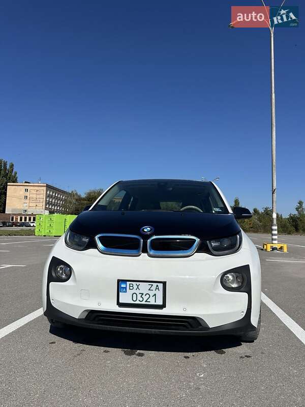 Хэтчбек BMW I3 2015 в Каменец-Подольском