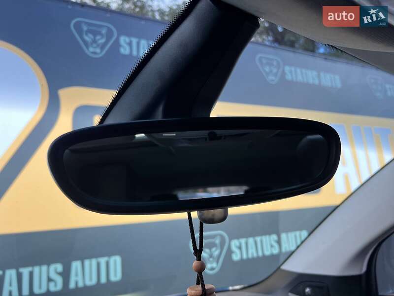 Хэтчбек BMW I3 2017 в Хмельницком