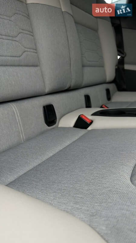Хэтчбек BMW I3 2014 в Ивано-Франковске
