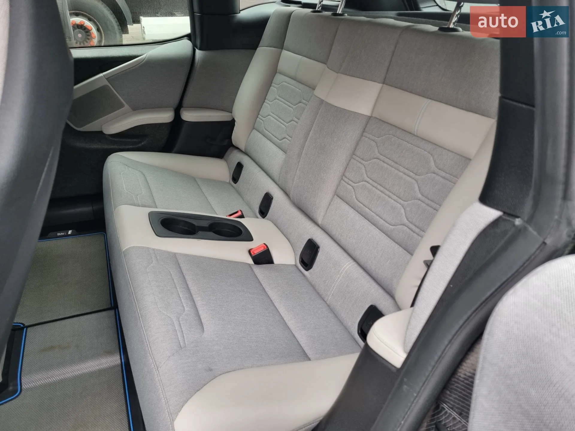 2015 BMW i3 - мініатюра 14