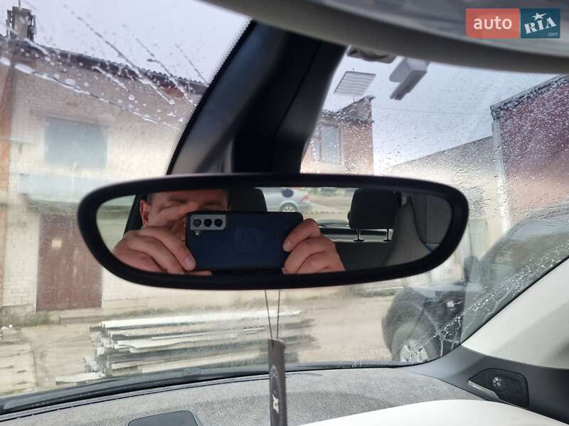 Хэтчбек BMW I3 2015 в Ровно фото 46 Хэтчбек BMW I3 2015 в Ровно