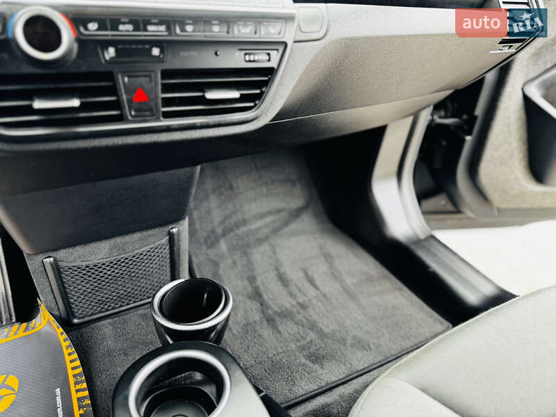 Хэтчбек BMW I3 2014 в Здолбунове фото 47 Хэтчбек BMW I3 2014 в Здолбунове