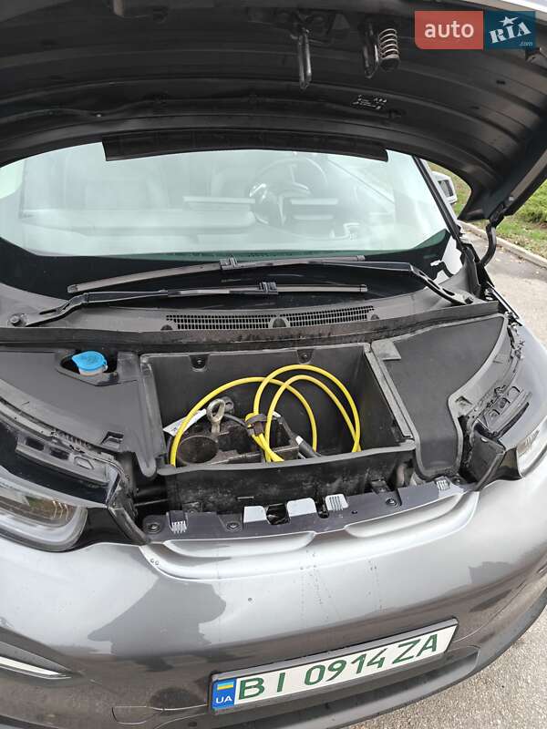 Хэтчбек BMW I3 2019 в Полтаве