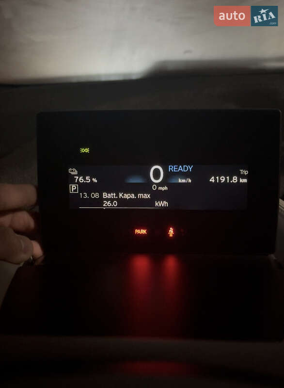 Хэтчбек BMW I3 2016 в Лапаевке