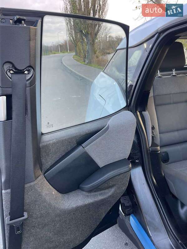 Хэтчбек BMW I3 2015 в Киеве