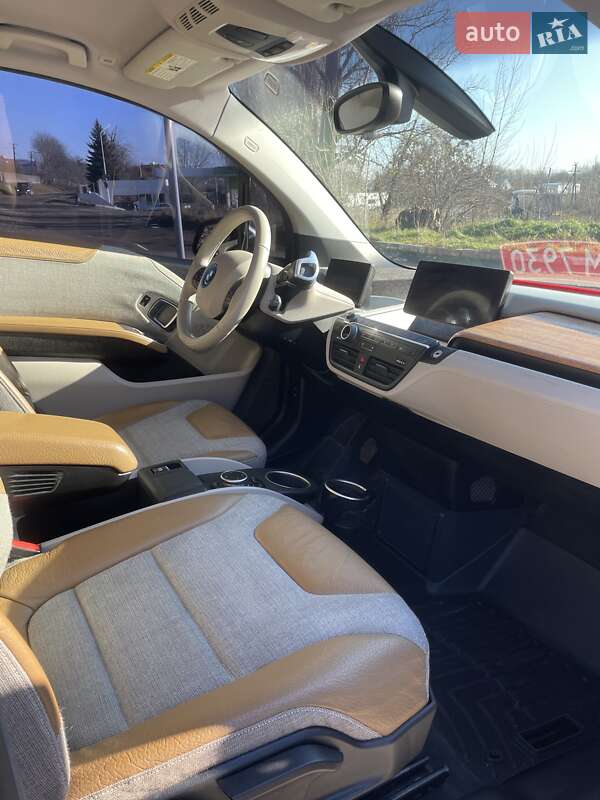 Хетчбек BMW I3 2014 в Чернівцях