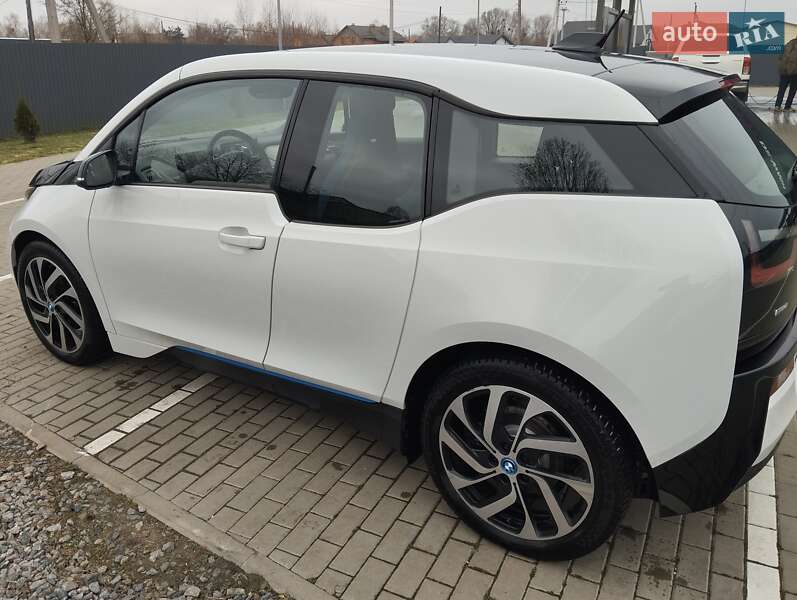Хэтчбек BMW I3 2015 в Киеве
