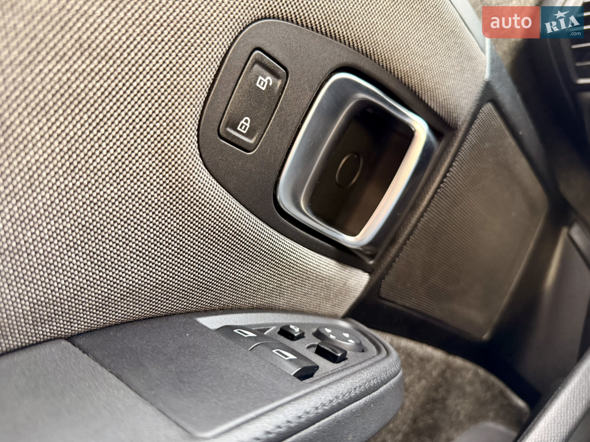 2018 BMW i3 - мініатюра 35