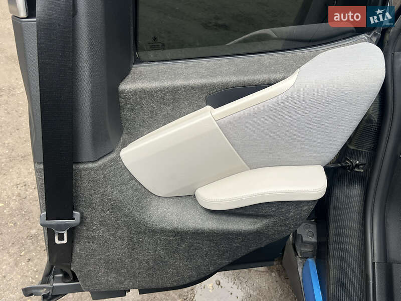 Хэтчбек BMW I3 2014 в Тернополе