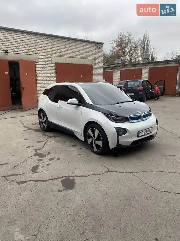 BMW I3