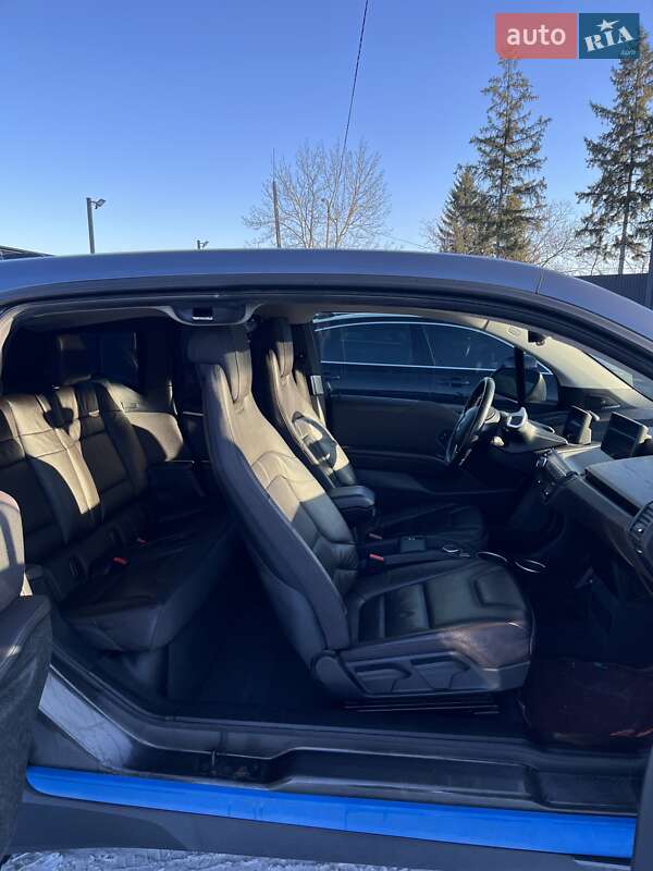 Хетчбек BMW I3 2017 в Чернівцях