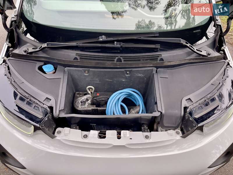 Хэтчбек BMW I3 2017 в Киеве