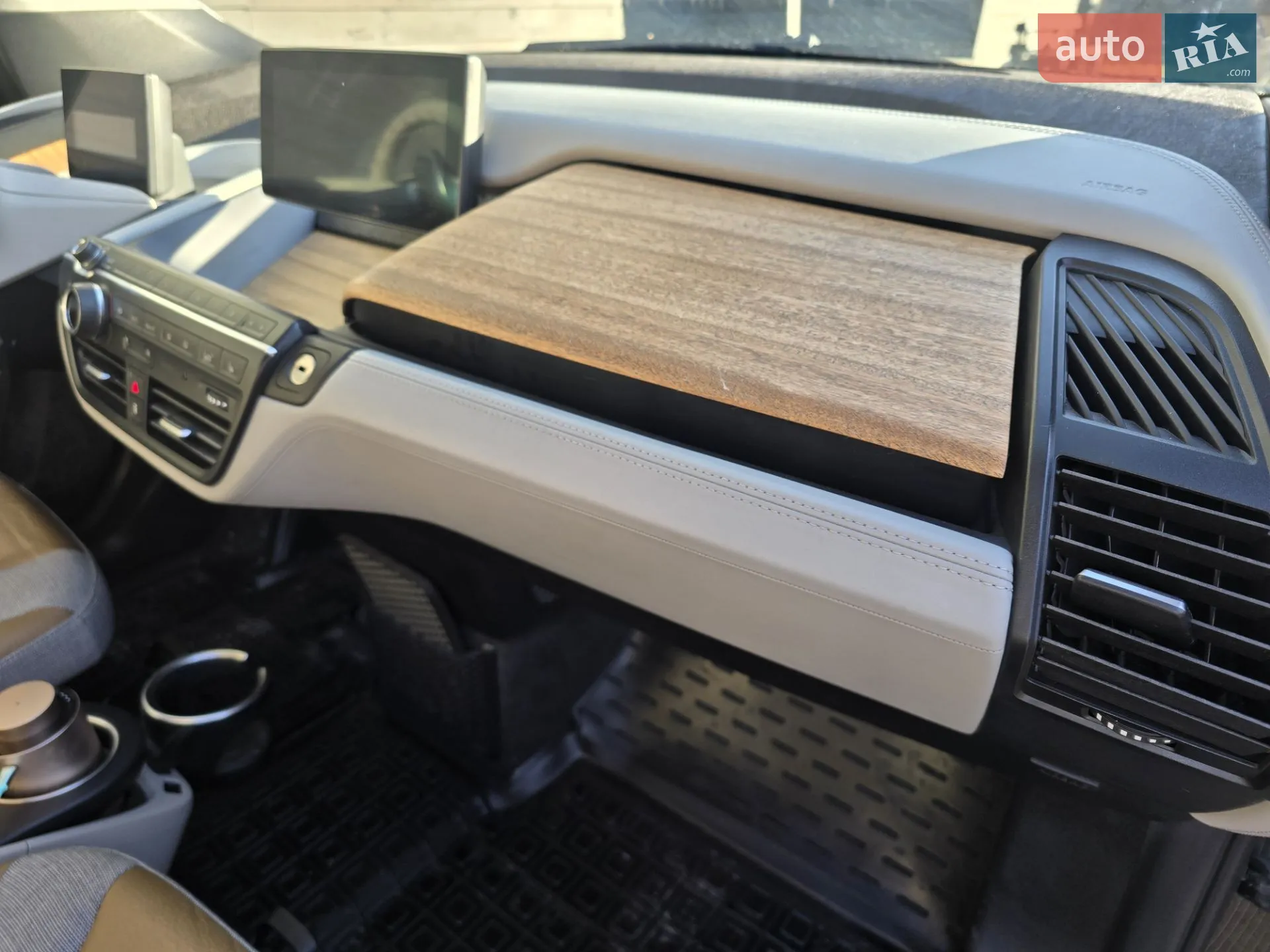 2014 BMW i3 - мініатюра 7
