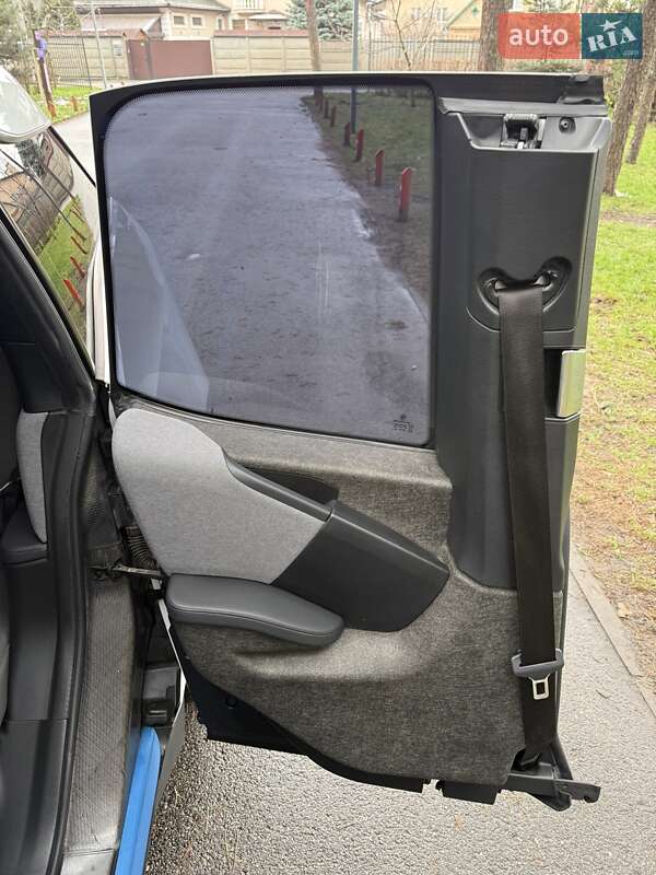 Хетчбек BMW I3 2017 в Києві фото 25 Хетчбек BMW I3 2017 в Києві