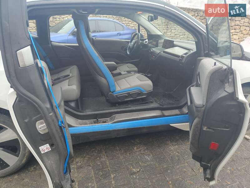 Хэтчбек BMW I3 2018 в Остроге