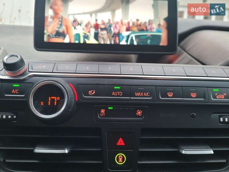 Хэтчбек BMW I3 2016 в Ужгороде
