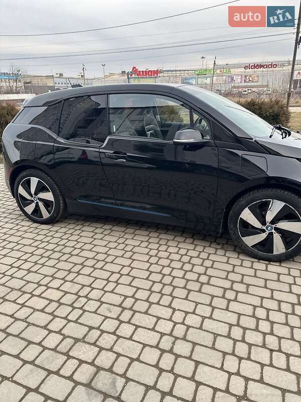 Хетчбек BMW I3 2016 в Чернівцях