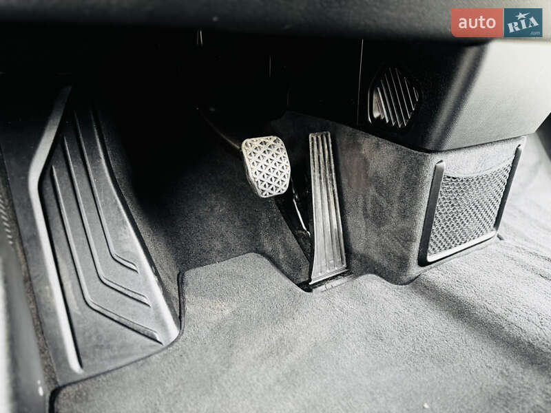 Хетчбек BMW I3 2013 в Здолбуніві фото 37 Хетчбек BMW I3 2013 в Здолбуніві