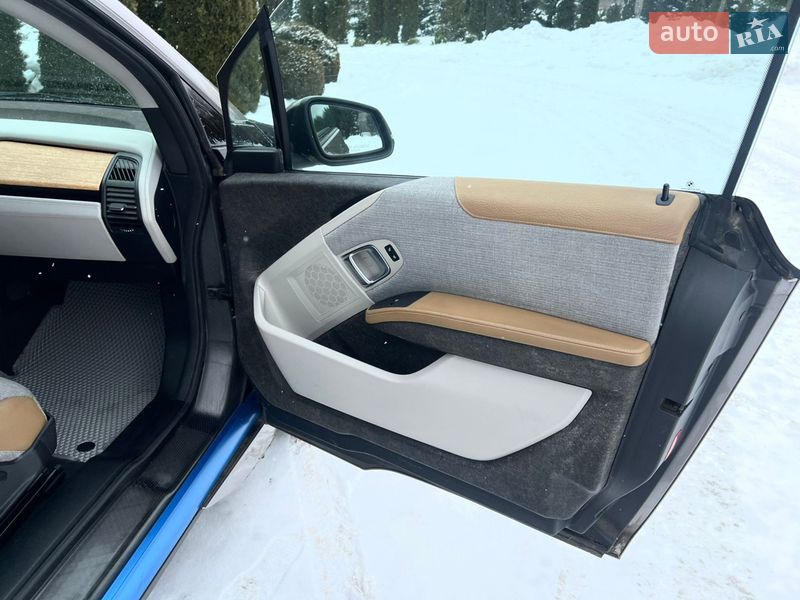Хэтчбек BMW I3 2014 в Житомире
