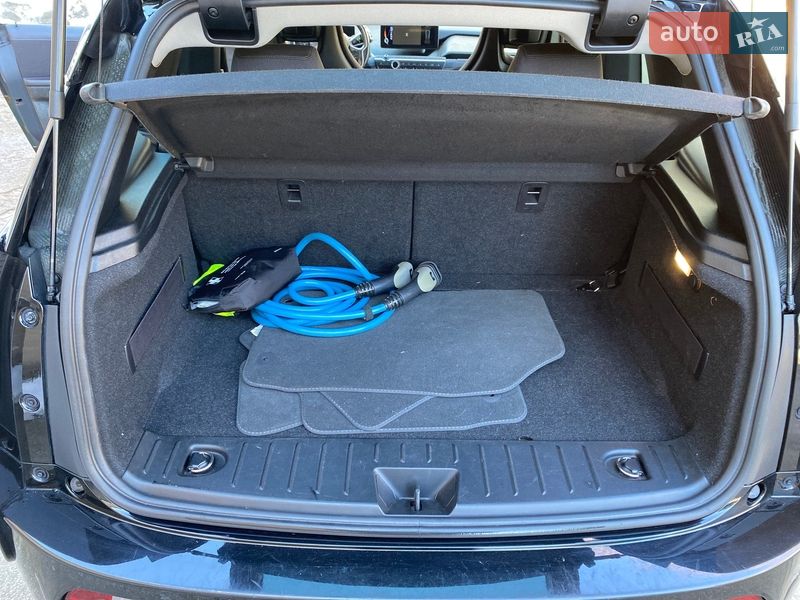 Хэтчбек BMW I3 2017 в Киеве
