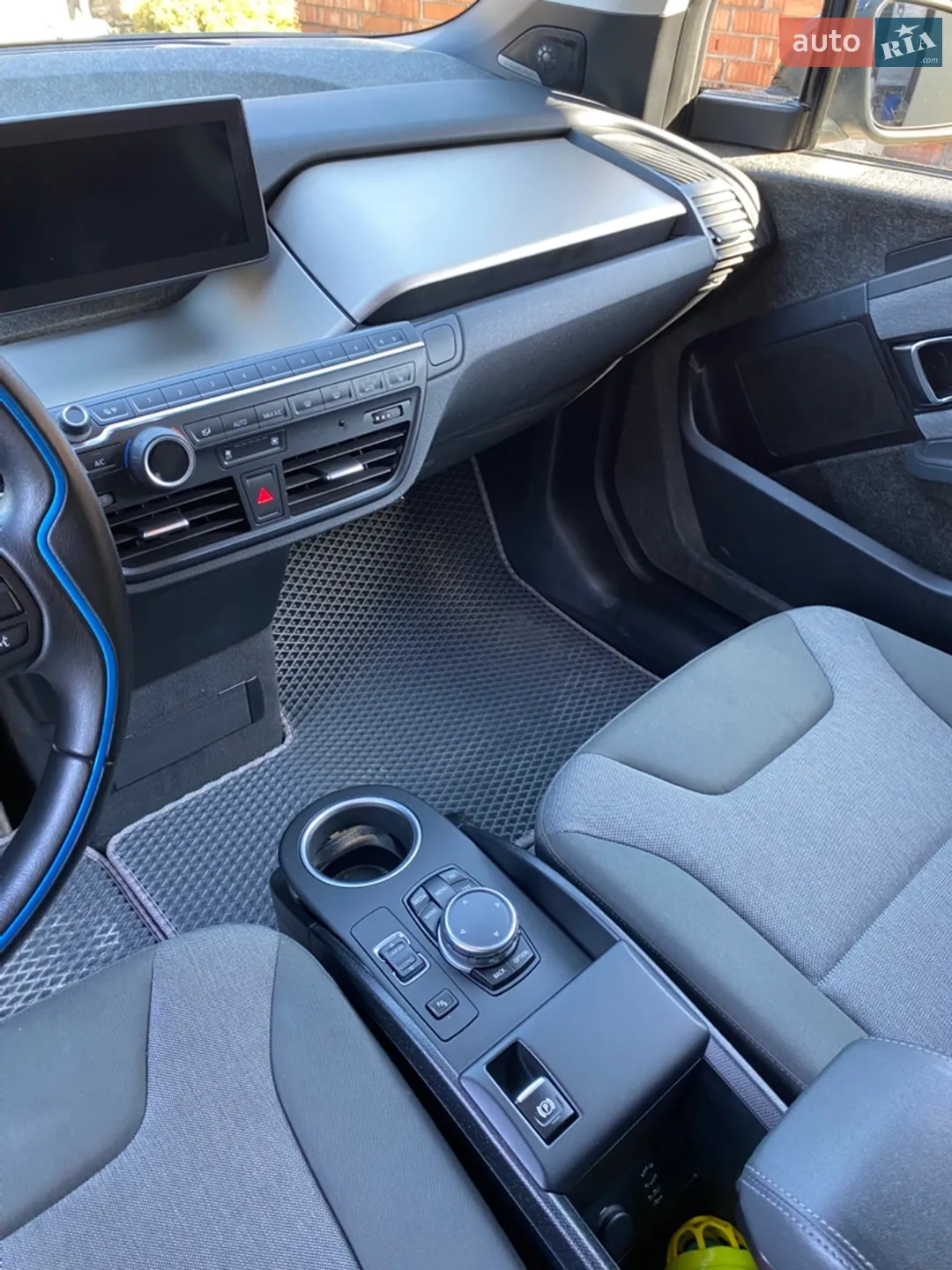 2015 BMW i3 - мініатюра 13