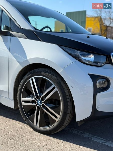 Хэтчбек BMW I3 2015 в Житомире