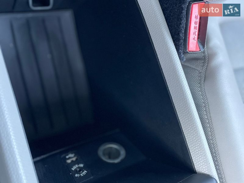 Хетчбек BMW I3 2014 в Стрию