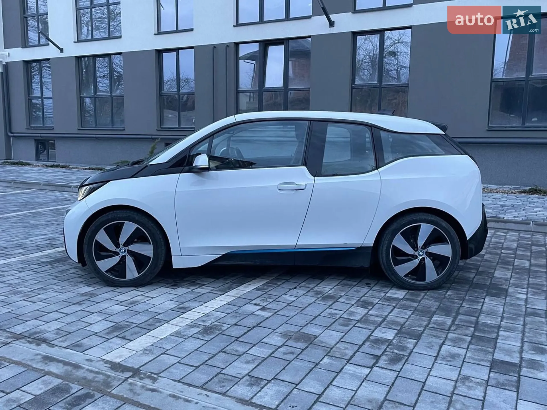 2015 BMW i3 - мініатюра 26