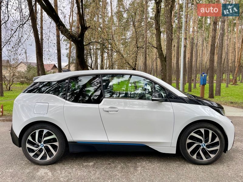 Хэтчбек BMW I3 2016 в Киеве