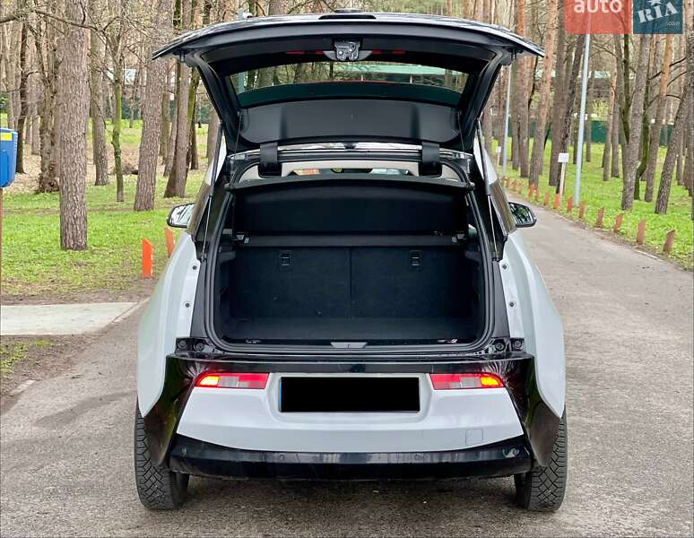 Хэтчбек BMW I3 2016 в Киеве