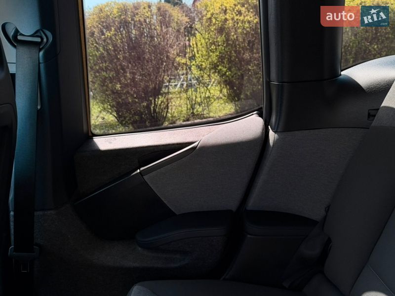 Хэтчбек BMW I3 2018 в Тернополе