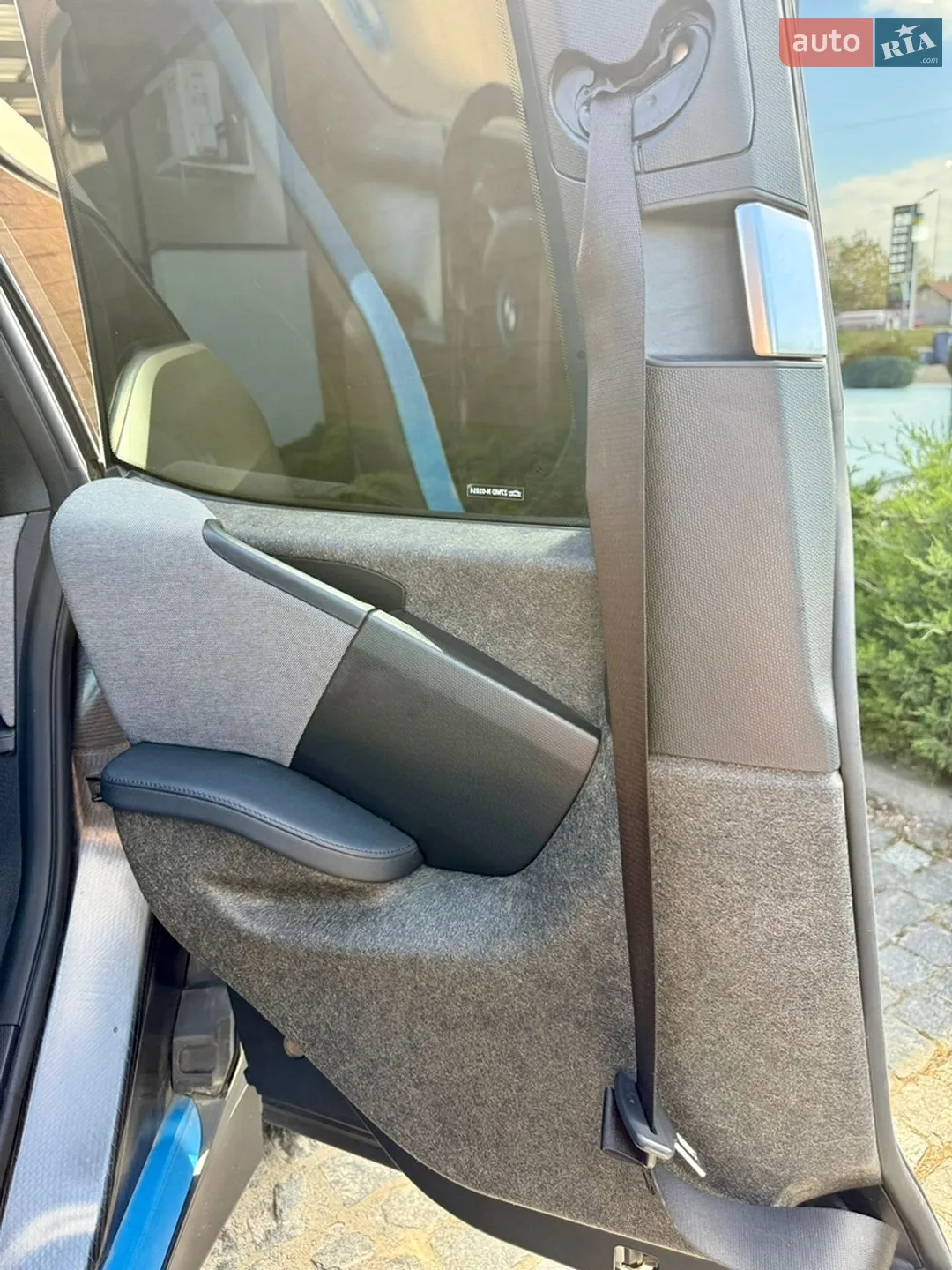 2017 BMW i3 - мініатюра 17