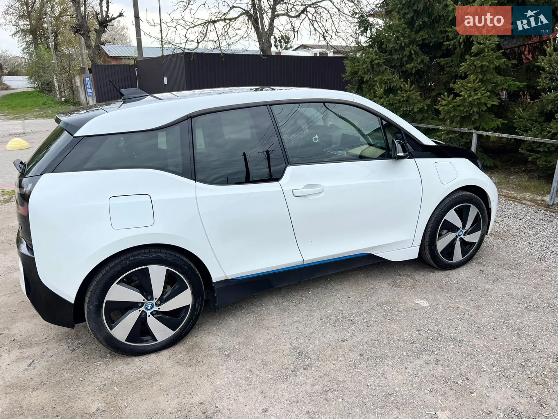 2015 BMW i3 - мініатюра 2