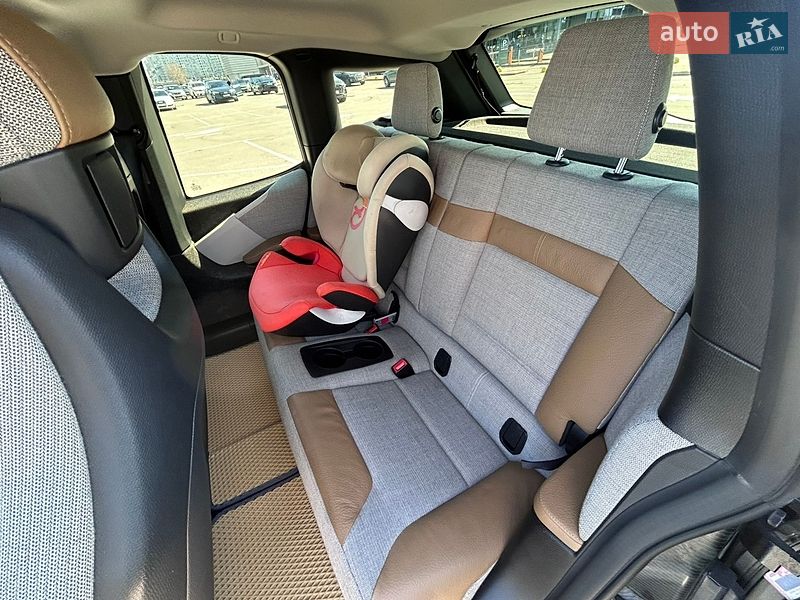 Хетчбек BMW I3 2016 в Києві