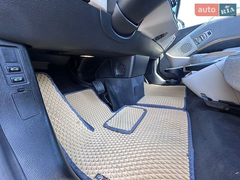 Хетчбек BMW I3 2016 в Києві