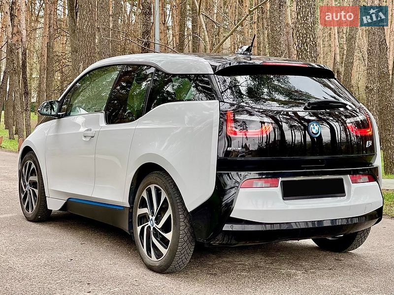 Хэтчбек BMW I3 2016 в Киеве