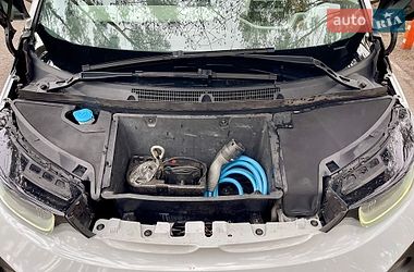 Хэтчбек BMW I3 2016 в Киеве