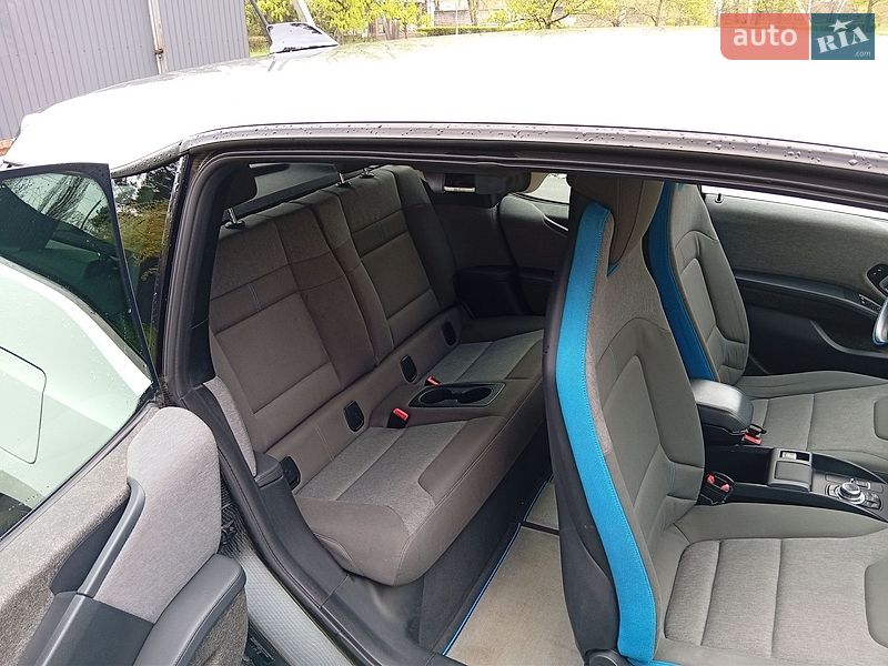 Хэтчбек BMW I3 2015 в Горишних Плавнях