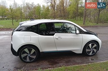 Хэтчбек BMW I3 2015 в Горишних Плавнях