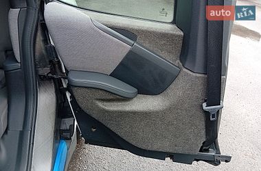 Хэтчбек BMW I3 2015 в Горишних Плавнях
