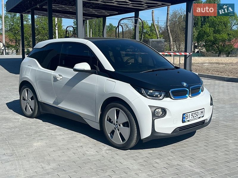 Хетчбек BMW I3 2014 в Горішніх Плавнях